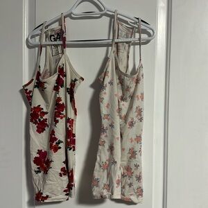 Garage floral tank top (2) - 5 for $25 for items marked with ⭐️